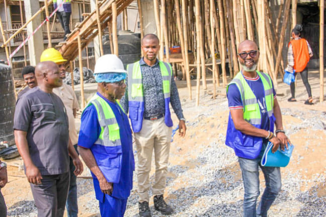 workers with former president Olusegun Aremu Obasanjo at the construction OOPL Cinema-1